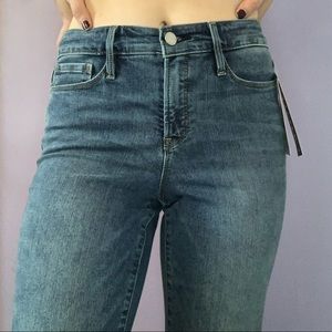 NWT Athleta Sculptek Slim Straight Jeans